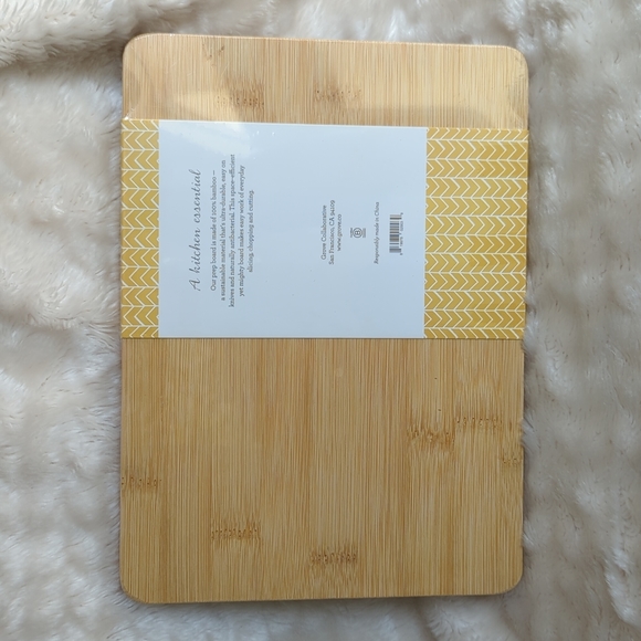 GROVE| Bamboo Prep Board - Picture 2 of 5